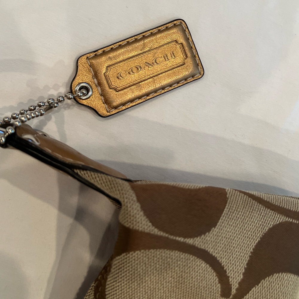 ❌SOLD❌Vintage signature COACH rainbow striped F15586 shoulder bag 🌈 - Picture 4 of 16